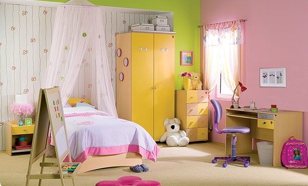 Çilek Genç Oda Takımları ·