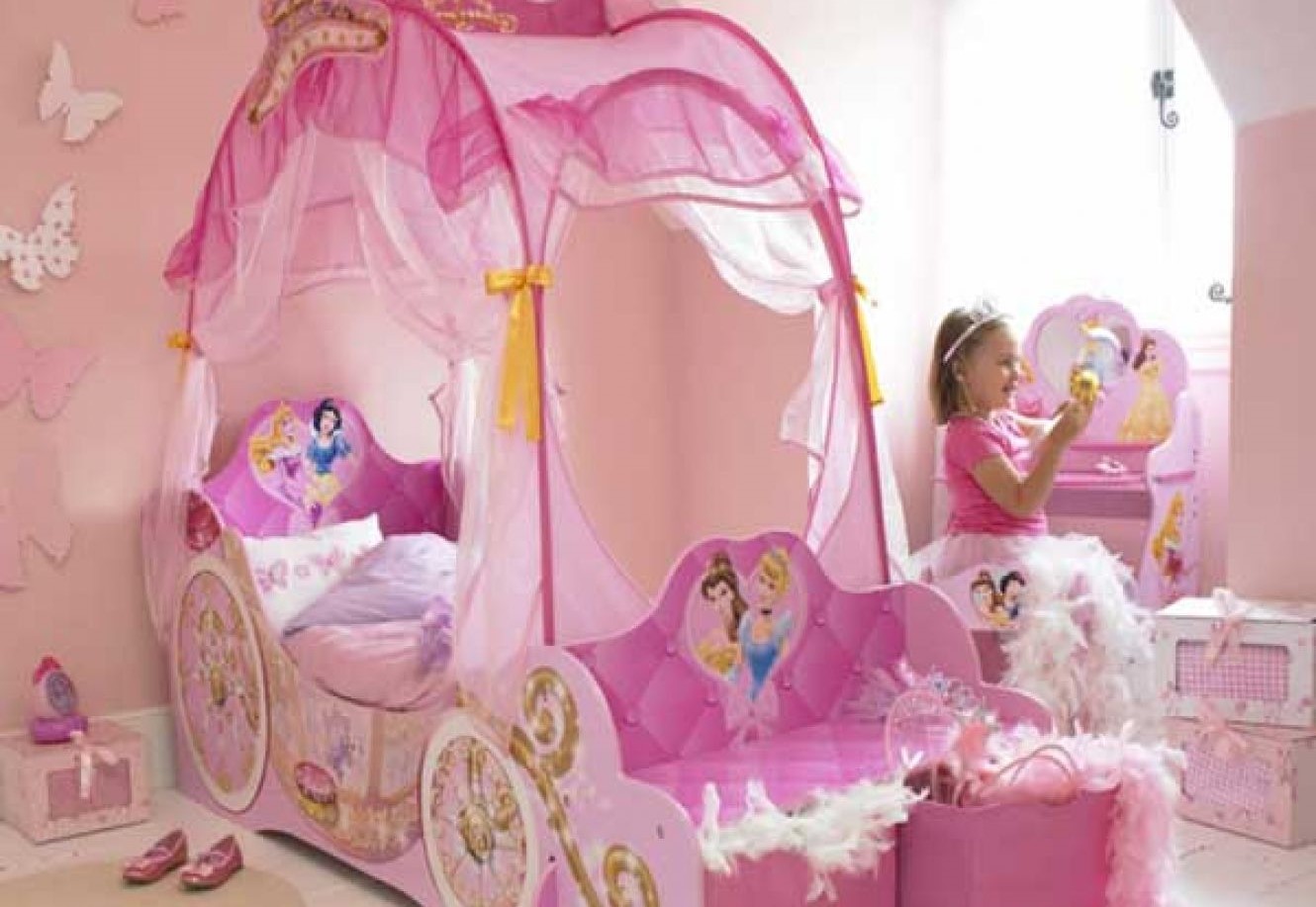 Детская принцесса. Кровать для девочки. Детская кровать для девочки. Кроватка принцесса для девочки. Кроватка для девочки 4 года.