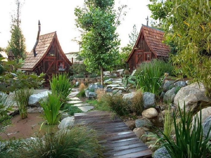 Fantastik Ahşap Kulübe Evler, Gerçek Dünya’da