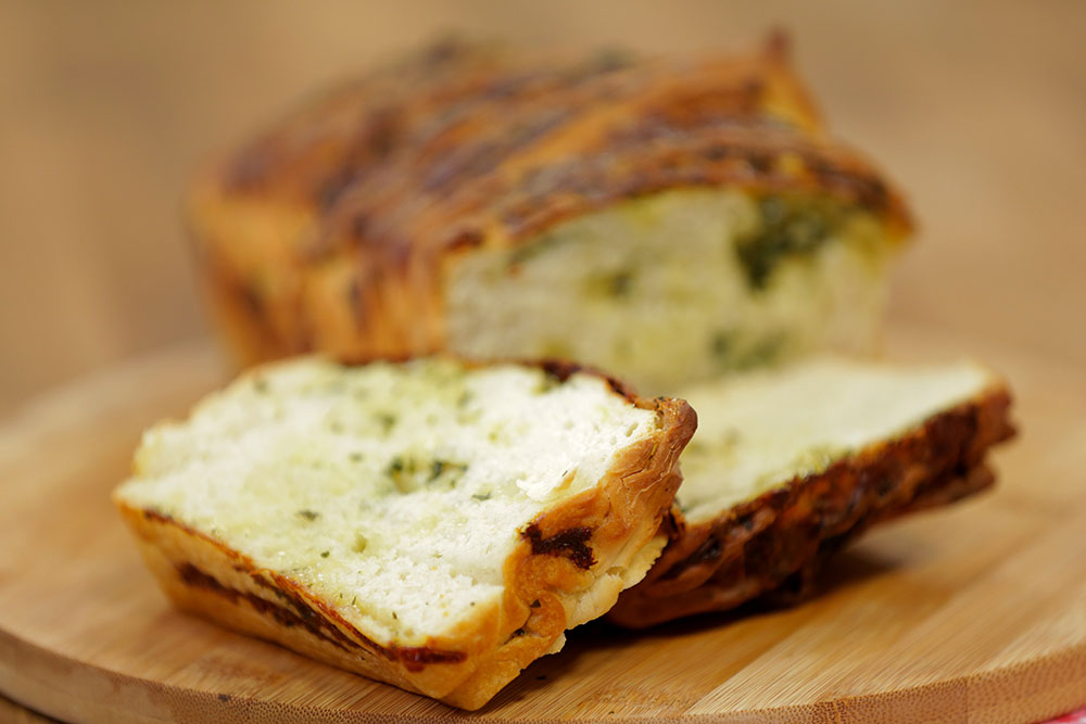 Sarımsaklı Peynirli Ekmek Tarifi