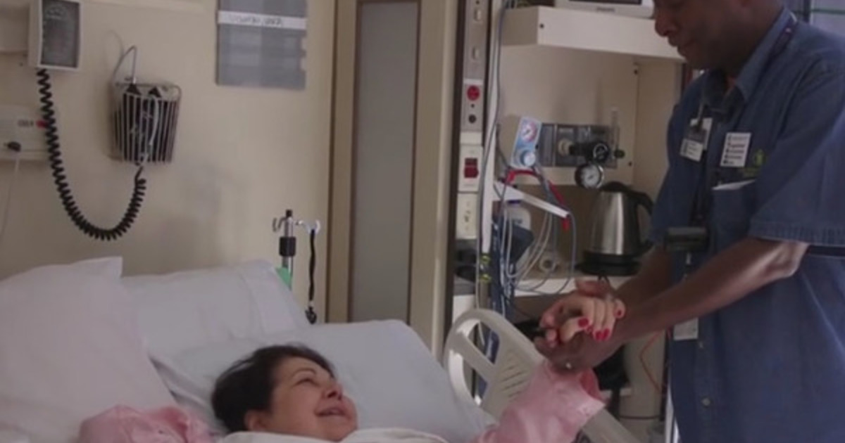 Asıl Görevi Hastaları Taşımak Olan Personel Yaptıklarıyla Herkesin Takdirini Kazanıyor