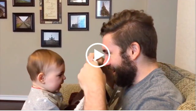 Baba Yıllardır Uzattığı Sakallarını Kesti – Babasını Tanıyamayan Bebek Ağlamaya Başladı