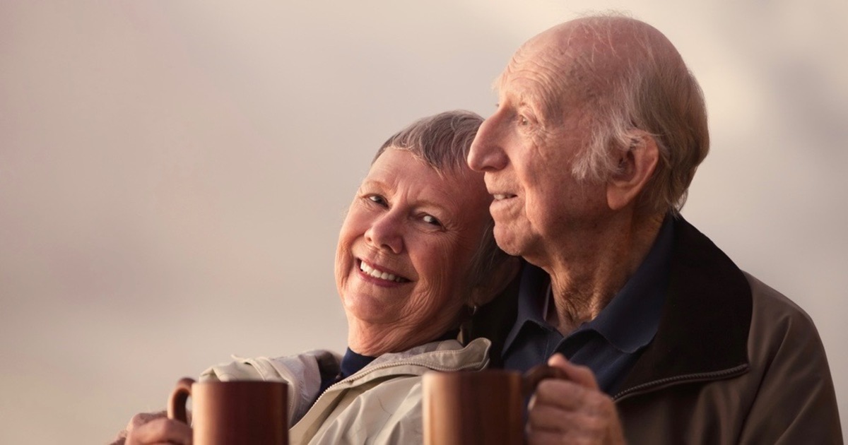 Demans Hastası Eşine Yazdığı Şiir Çok Duygulandırdı