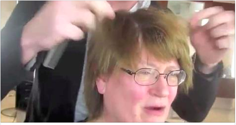 Kızının Düğünü İçin Özel Bir Stiliste Gitti – Son Haline Kendisi Bile İnanamadı