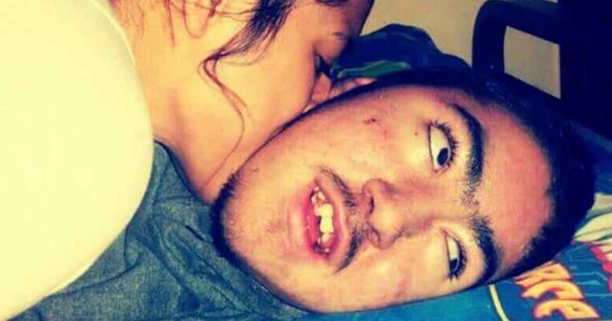 25 Yaşındayken Engelli Çocuğu Evlat Edindi – Çocuğun Başındakini Sonradan Farketti