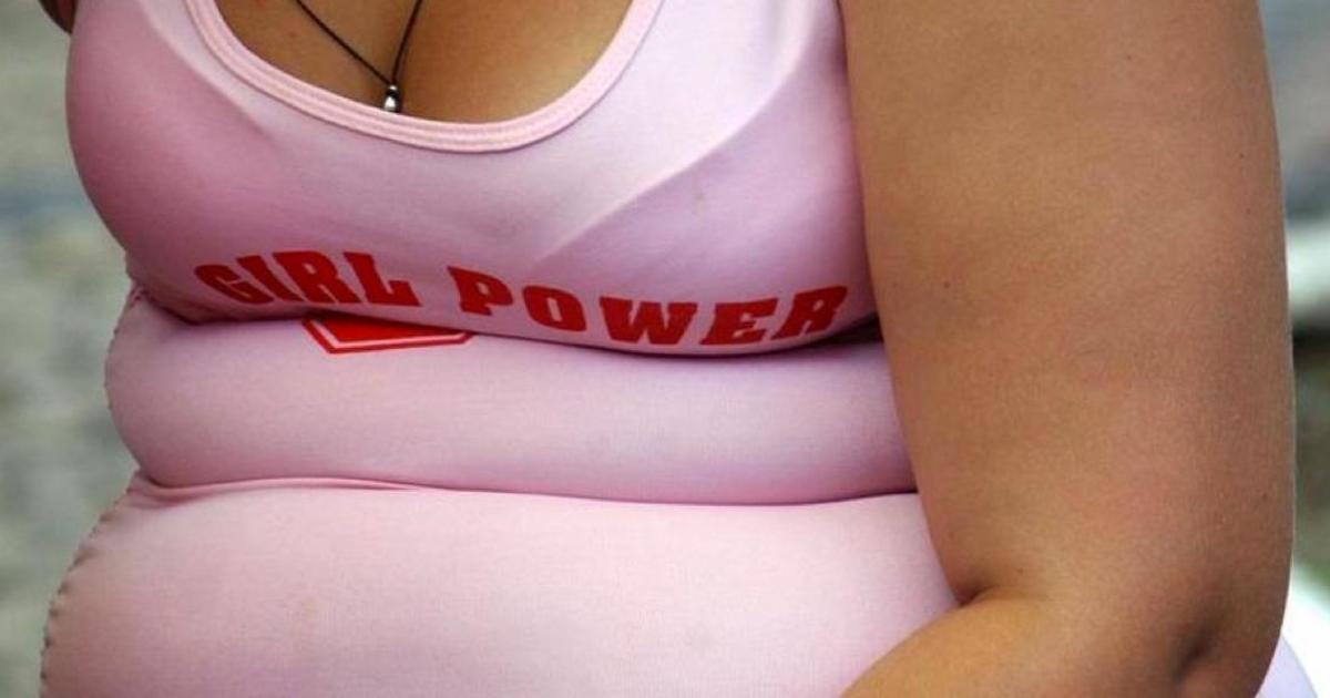 Adam, Uçakta Yanında Oturan Kadından Başta İğrendi. 2 Saat Sonra Fikri Bakın Nasıl Değişti.