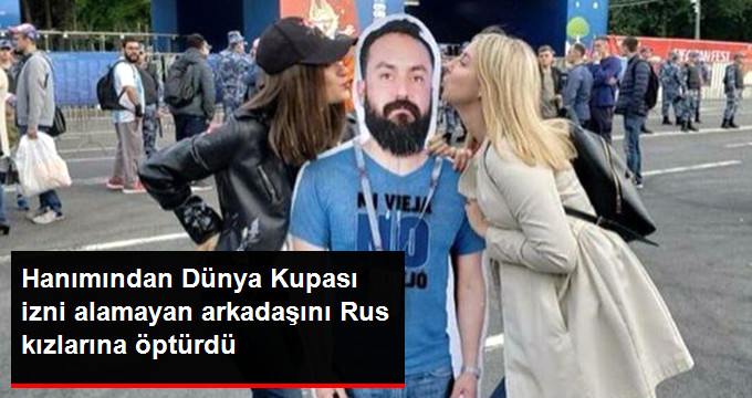 Karısı Dünya Kupasına Gitmesine İzin Vermeyince Arkadaşları Kartonetini Rusya’da Gezdirdi