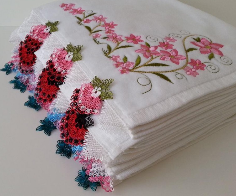 Yeni Havlu Kenarı İğne Oyası Modelleri
