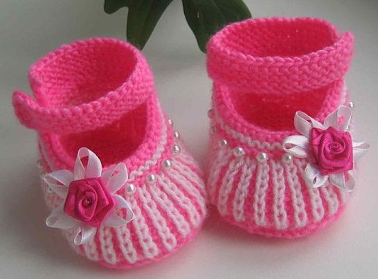 Yeni Örgü Bebek Patik Modelleri